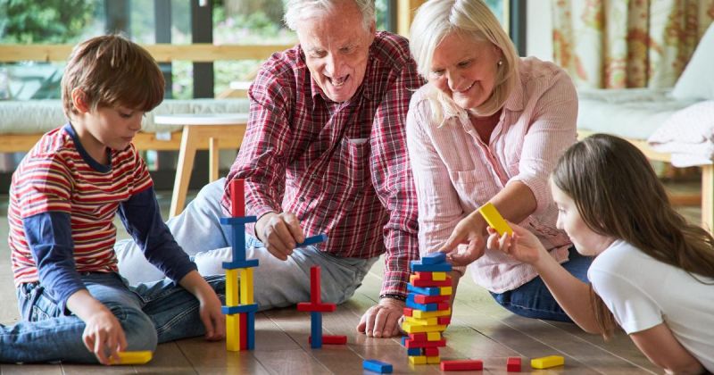 Family Fun for Seniors in Assisted Living: Strengthening Bonds